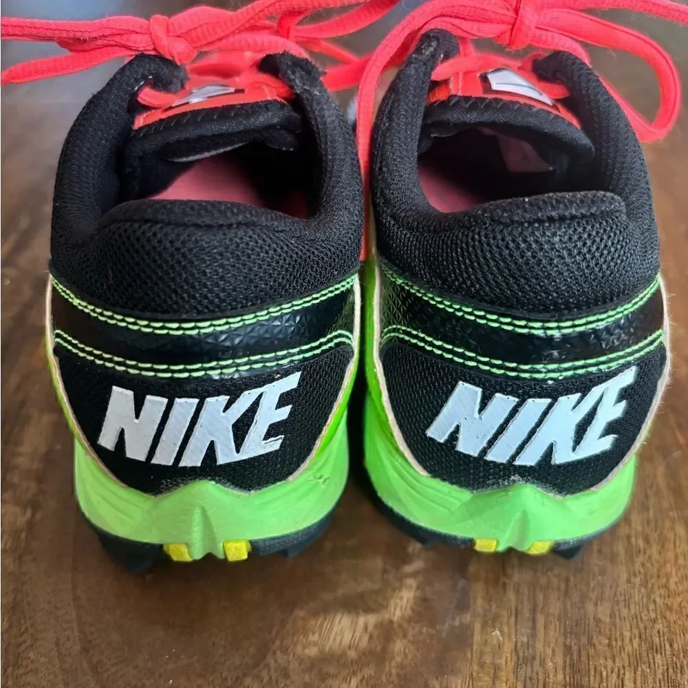 Unisex NIKE Hyper Diamond Youth Cleats size 3.5